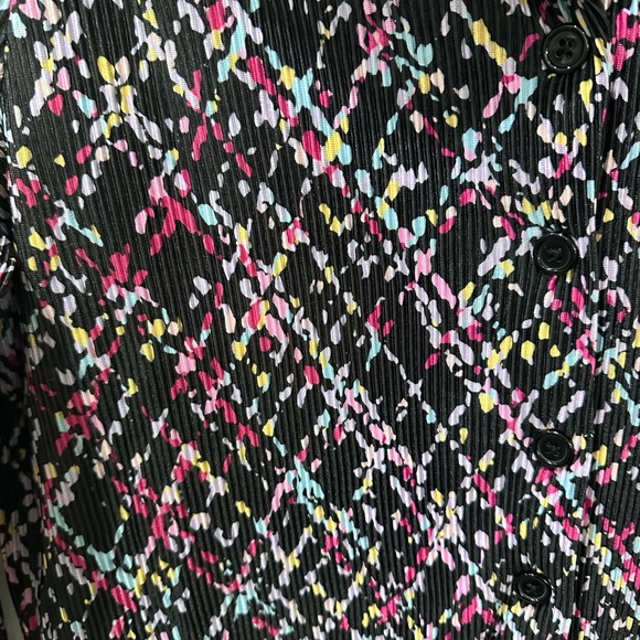 ZAC & RACH Multi Color Button Down Top - Size Medium - Picture 4 of 7